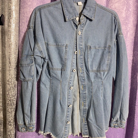 Stylish Jean Jacket - Picture 6 of 10